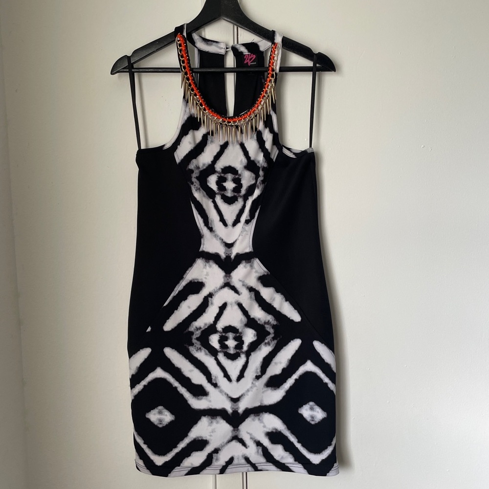 2B Bebe dress